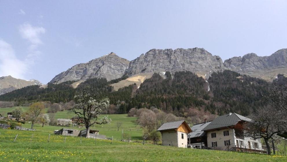 Le Milan Royal - Montmin Appartement Buitenkant foto
