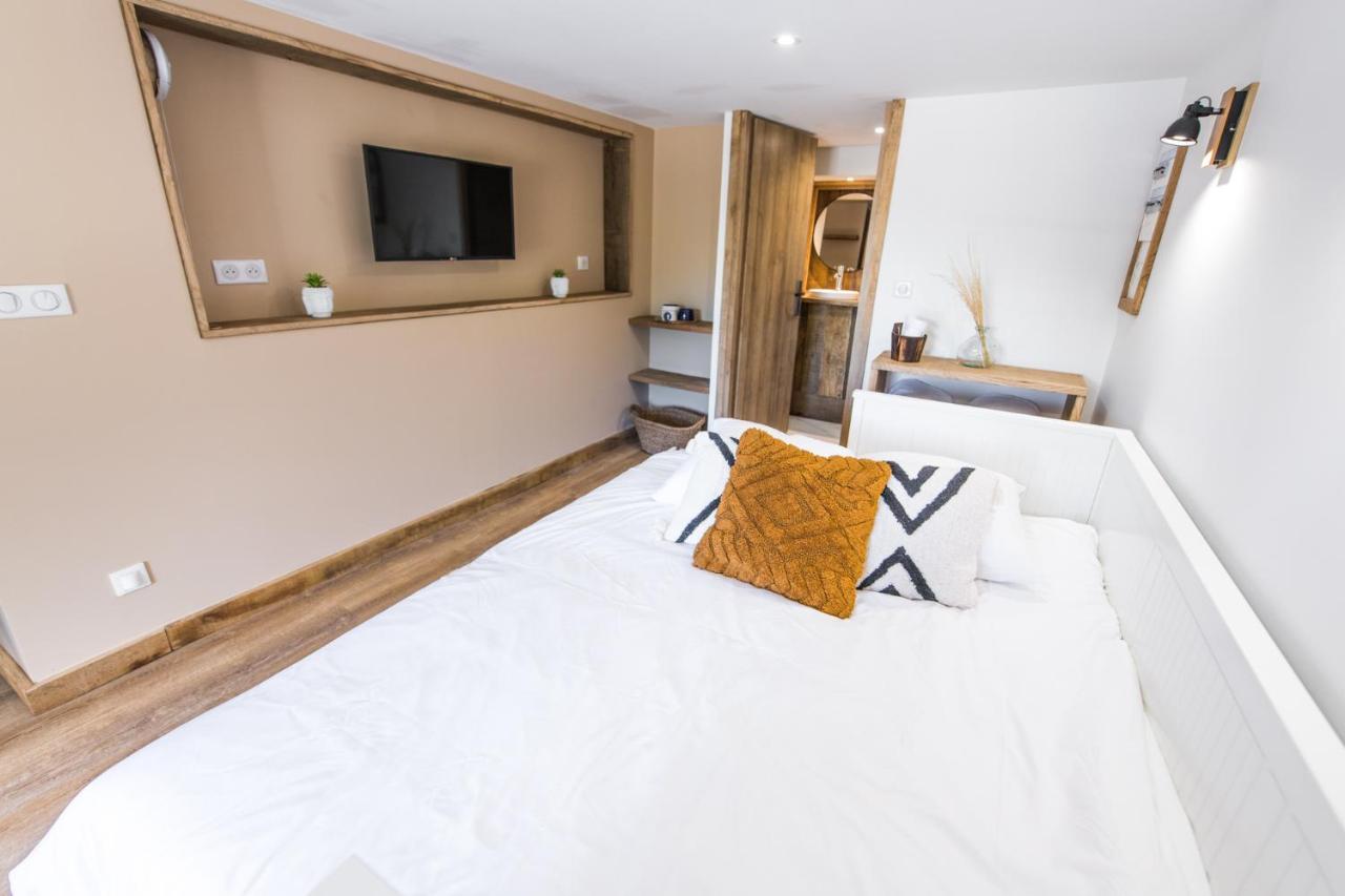 Le Milan Royal - Montmin Appartement Buitenkant foto